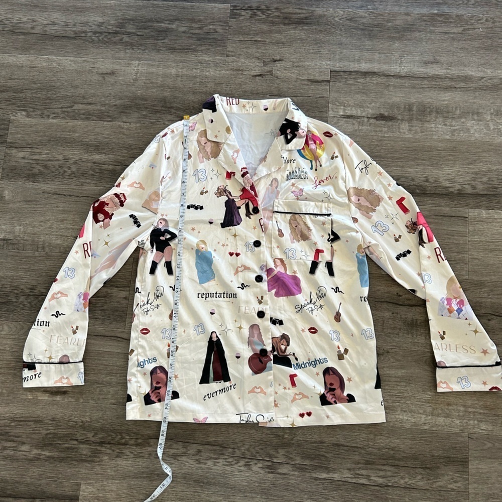 Women’s Taylor Swift Button Up PJ Top